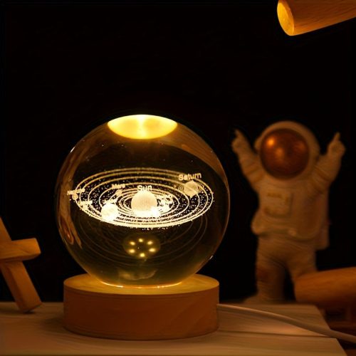 Modern 3D lézergravírozott kristálygömb asztali lámpa #6 cm-es Naprendszer + 6 cm-es rönk